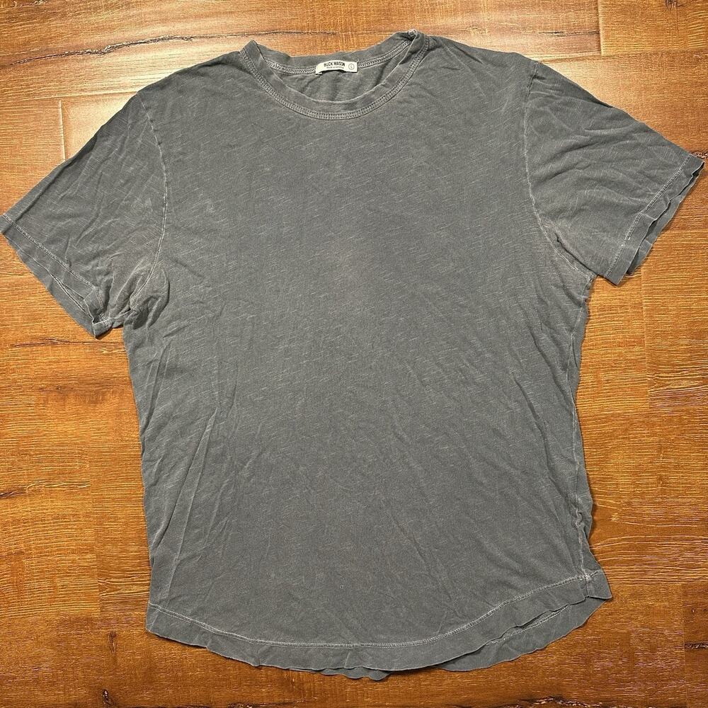 Buck Mason T Shirt Men L Gray Acid Wash Short Sleeve Curved Hem USA Cotton Retro